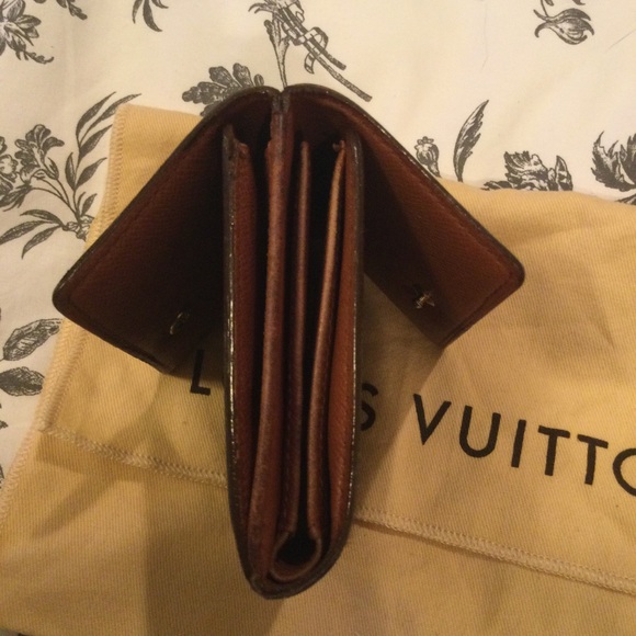 Louis Vuitton small trifold wallet - Picture 8 of 8